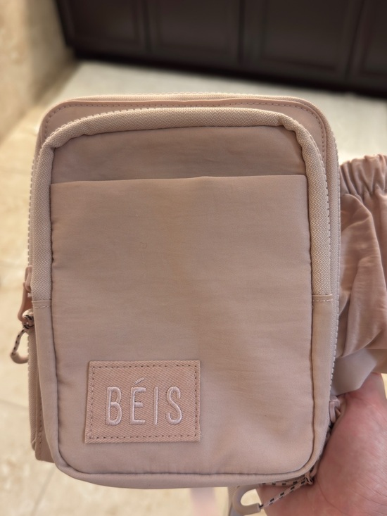 BEIS Handbags - BÉIS The Sport Sling in Blush Pink USED ONCE
